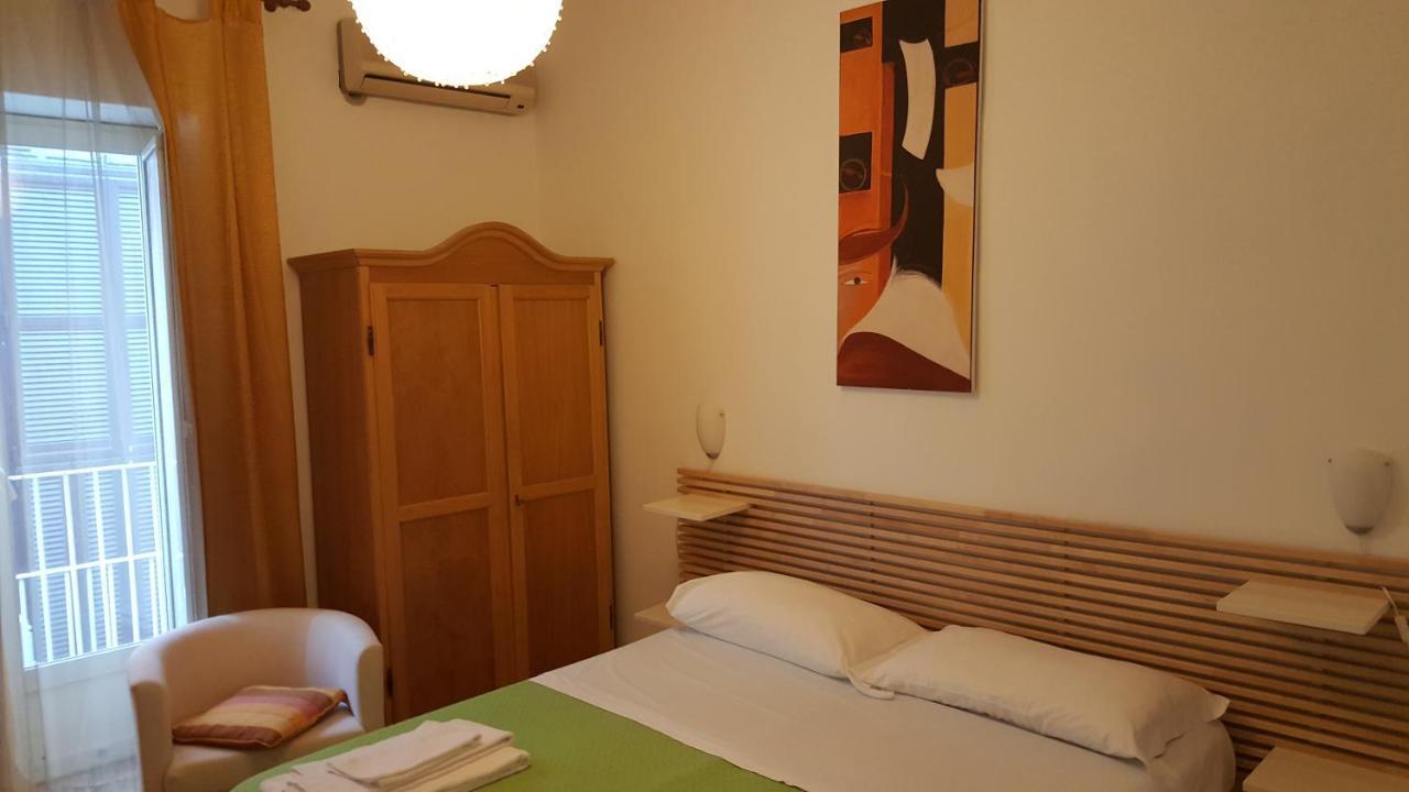 Bed And Breakfast I Vicoletti Di Napoli Εξωτερικό φωτογραφία